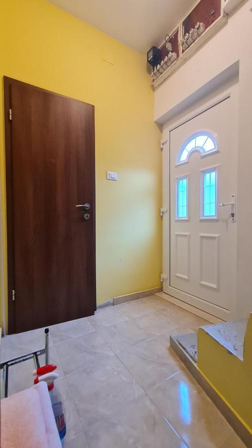 Apartment Sierra Split Ngoại thất bức ảnh